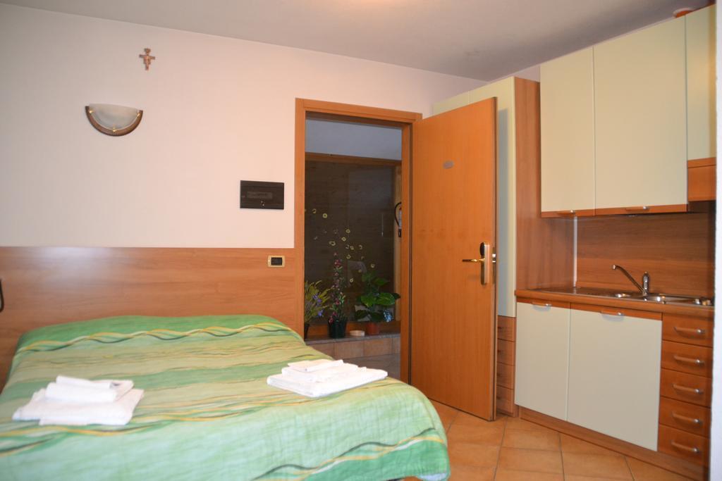 Baita Dei Pini Campodolcino Chambre photo