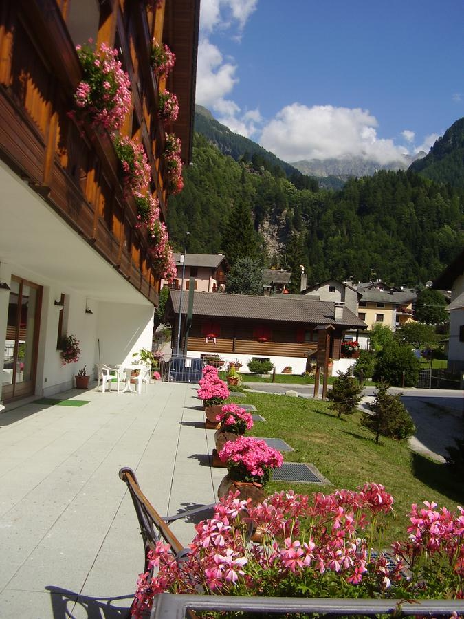 Baita Dei Pini Campodolcino Extérieur photo